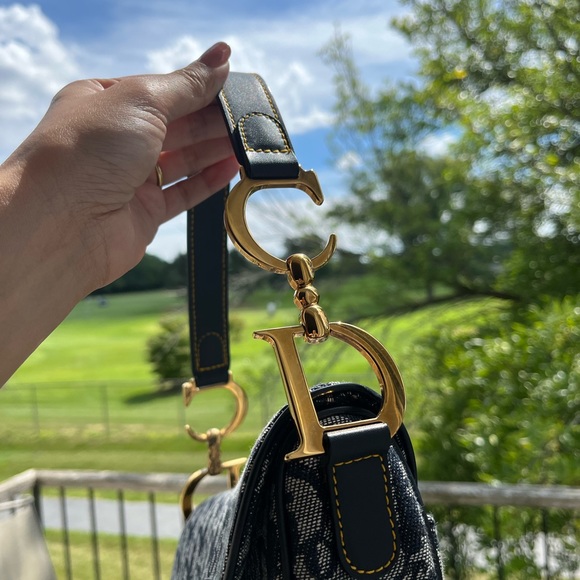 AUTHENTIC CHRISTIAN DIOR SADDLE BAG - Picture 13 of 14